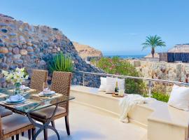 CASA BLISS - LUXURY VILLA 3 BEDROOMS TAURO GOLF Wifi MOGAN，位于莫甘的酒店