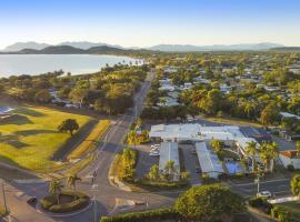 皇后海滩酒店，位于鲍恩的酒店