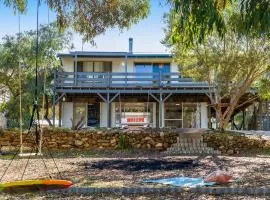 Lens Lodge - Spacious beach Home