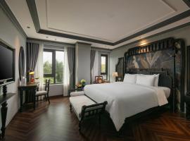 THE LEGEND HANOI Hotel，位于河内的酒店