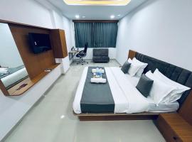 Hotel 4 Season，位于巴罗达的酒店