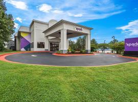 Spark by Hilton Duluth，位于德卢斯的酒店