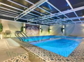 Warm Springs Villa 1，位于卡兰巴的酒店