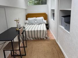 habitación peregrinos alegres，位于伊伦的酒店