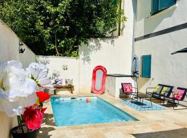 Villa Montplaisir, maison avec piscine privée à 800m du centre historique，位于阿维尼翁的酒店