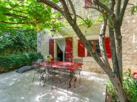 Jolie maison au charme provençal，位于塔拉斯孔的酒店