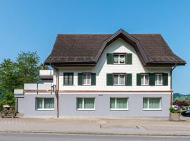 Gästehaus Hirschen，位于Schänis的酒店