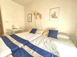 なんば駅徒歩10分 道頓堀徒歩5分 最大4名 セレニテ801