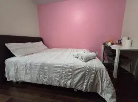Cozy Room 4mins from Ottawa-Gatineau Airport