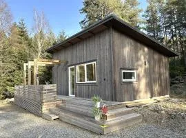 Newly built cottage near the sea and beach