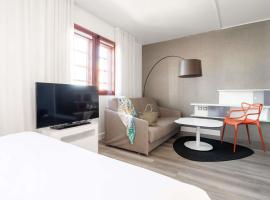 Novotel Suites Perpignan Centre，位于佩皮尼昂佩皮尼昂-里沃萨尔特机场 - PGF附近的酒店