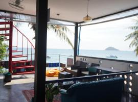 Scuba Square Hostel，位于涛岛的酒店