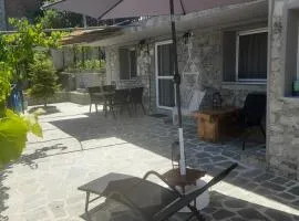 Rahati in Pramanta - Ραχάτι στου Τσακτσίρα