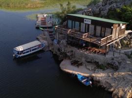 Apartmani Karučki krš，位于波德戈里察的酒店