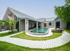 BRAND-NEW! The Private PoolVilla /4BR byน้องมังคุด