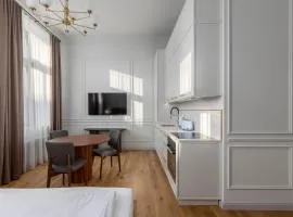 Roze Center Apartments