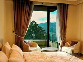 1 Bed Luxury Studio with Mountain View