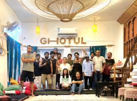 Ghotul Stays - Backpackers Hostel & Cozy Private Rooms in Guwahati，位于古瓦哈提的酒店