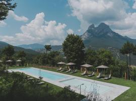wecamp Pedraforca，位于萨尔德斯的度假园