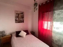 Habitación con baño compartido