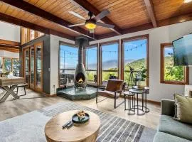 Endless Vistas - Amazing Views, Gameroom, Sauna, Hot Tub, 3 Pools