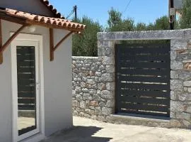 Mamour Apartments in Mavrovouni