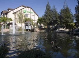 Holiday Inn Selma-Swancourt，位于Selma的酒店