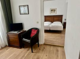 HOTEL Am Ratshof，位于萨勒河畔哈雷的酒店