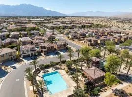 Modern Oasis Newly Listed 3B-2Ba Retreat