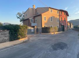 UGO Luxury Rooms，位于卢卡的酒店