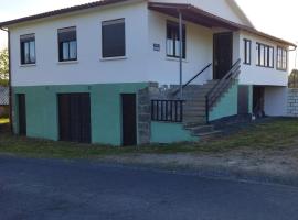 Casa Quinzan Ribeira Sacra，位于Taboada的酒店