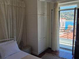 The Grandma's Gem，位于波罗斯的自助式住宿