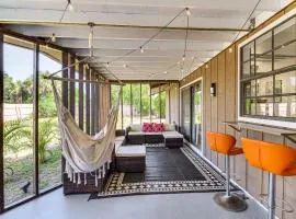 1 Block to Beach and Eats Modern Indialantic Apt