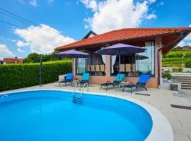 Beautiful Home In Popovaca With Kitchen