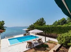 Nice Home In Orebic With House Sea View