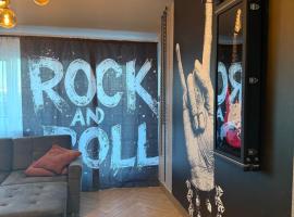 Apartament Rock & Roll - Szczytno，位于什奇特诺的酒店