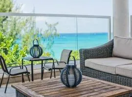 Seabreeze 8 - Luxury 4-Bedroom on Seven Mile Beach