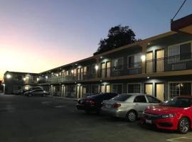 American Inn & Suites LAX