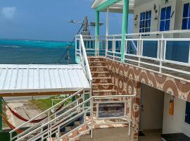 Posada Three Cay Suites