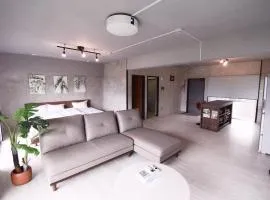 7月リフォームオープン!ナカマコンド恩納小学生まで添い寝無料