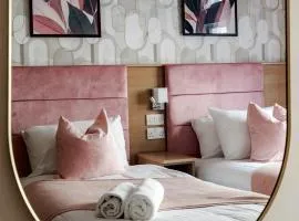 Mina Hotel