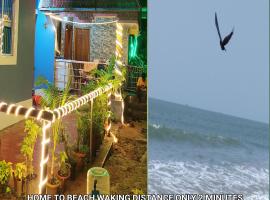 Arundekar Home Stay In 3 Minutes Walk Beach AC Room，位于戈卡尔纳的酒店