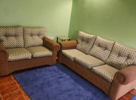 Cozy Sunwave，位于金斯敦的酒店