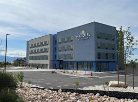 Microtel Inn & Suites by Wyndham Tooele，位于Tooele的酒店