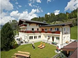 Emerald Alpenhof