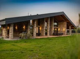 Hypnotic Thermal Villas