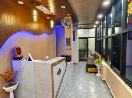Virat Home，位于瓜廖尔的酒店