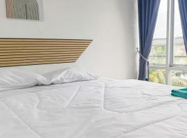 RedDoorz near Universitas Hasanuddin Makassar，位于马卡萨的酒店