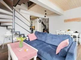 Piekny Domek Koralowy w Lubkowie by Renters Prestige