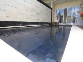 Bukit Suites Villa